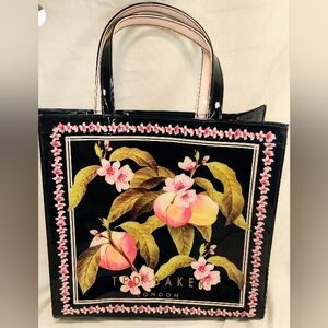 LARGE ICON - MACON PEACH BLOSSOM TOTE - BLACK